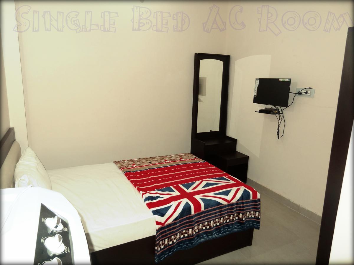 The Royal Hotel Chhatarpur Eksteriør bilde
