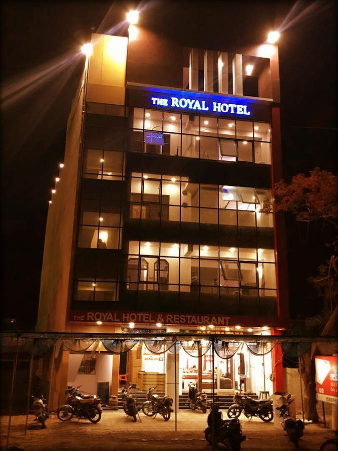 The Royal Hotel Chhatarpur Eksteriør bilde